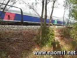 გაფუჭებული სკოლის მოსწავლეები სამ დღეს ატარებენ მზიან დღეს