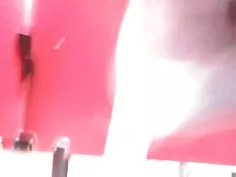 Busty Asian MILF მონაწილეობს დაუდევარ სექსში ორ ბიჭთან ერთად