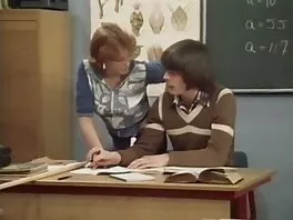 ორი დიდი ძუძუები პორნო ჩვილი ძლიერი ახალგაზრდა მეგობრისთვის