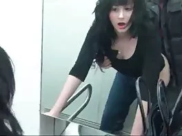 Sassy Latina ძვირფასო ტესტირება დიდი თეთრი pecker